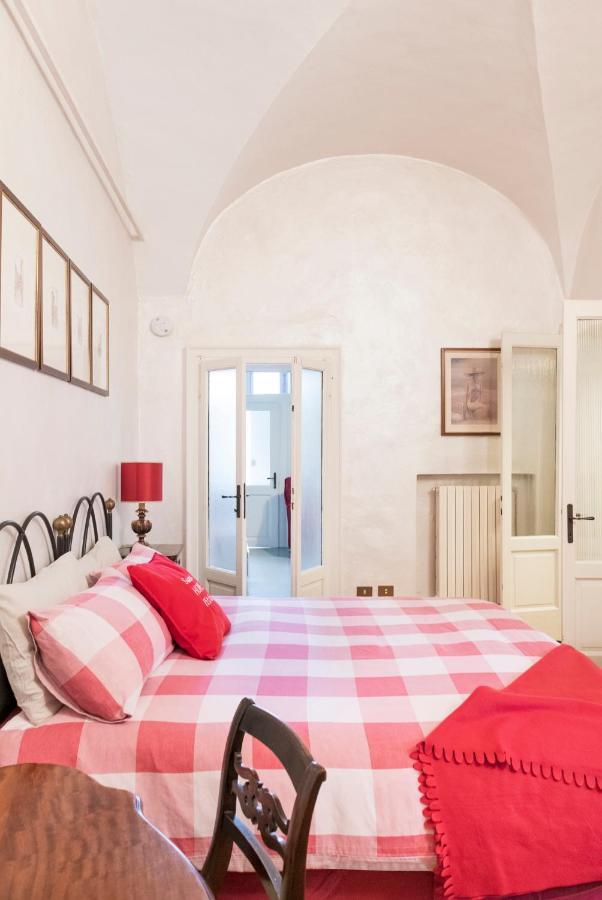 Sweet Home Pitti Crema Exterior photo