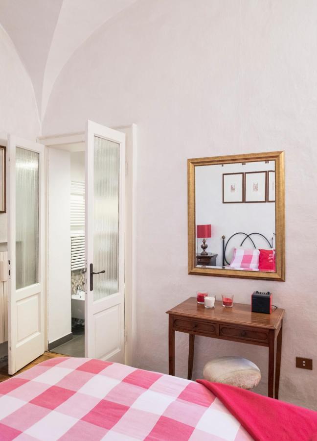 Sweet Home Pitti Crema Exterior photo
